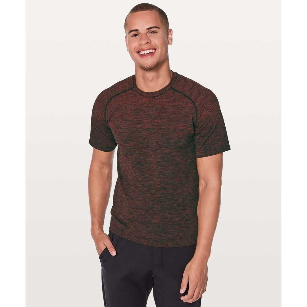 Lululemon Metal Vent Shirt Mens Medium Oxblood/Black Short Sleeve Tech Athletic